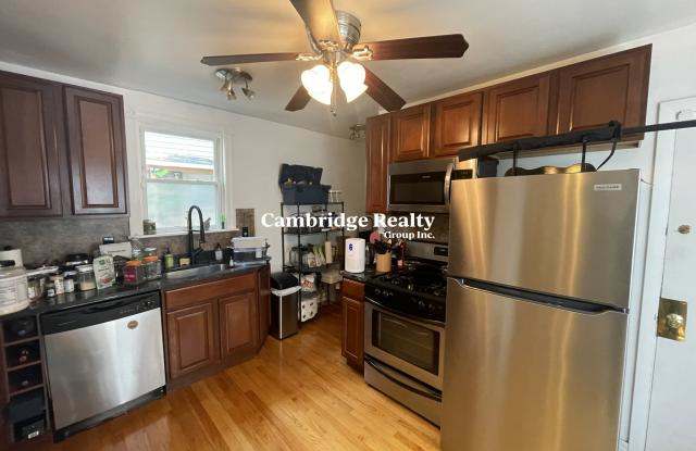 17 Pinckney St. - 17 Pinckney Street, Somerville, MA 02145