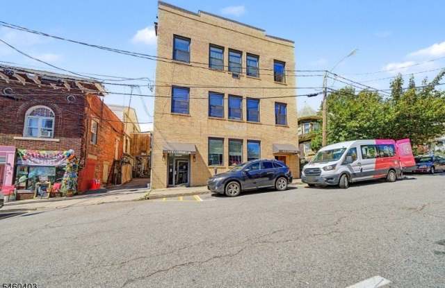 110 Cornelia St photos photos