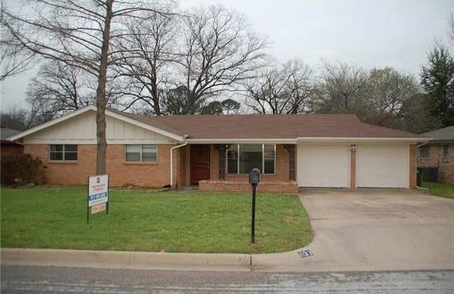1133 Valley View Drive - 1133 Valley View Drive, Hurst, TX 76053
