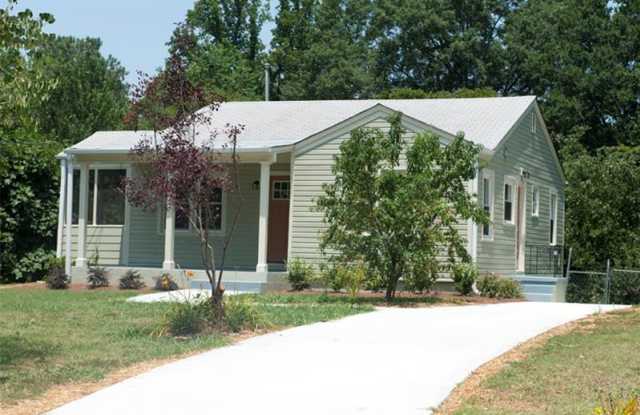 4002 E Johnson Circle Gallery 2