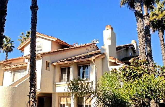 24352 Acaso photos photos