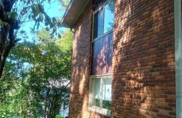 Beautifully Renovated 4-Bedroom, 3-Bath Home in Private Setting! Gallery 4