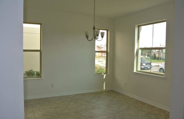 17367 Bal Harbour Drive Gallery 3