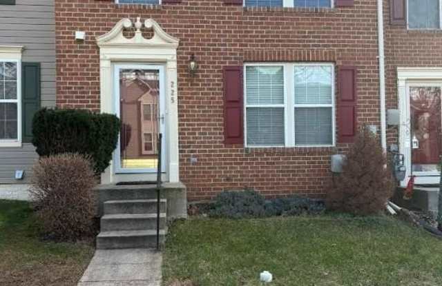 225 FOXMANOR Lane photos photos 225 FOXMANOR Lane photos photos