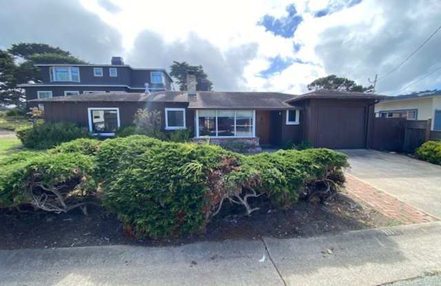 Beach Tract Cottage! photos photos
