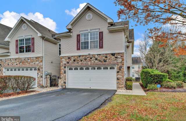 25 MILLER Circle - 25 Miller Circle, Mercer County, NJ 08534