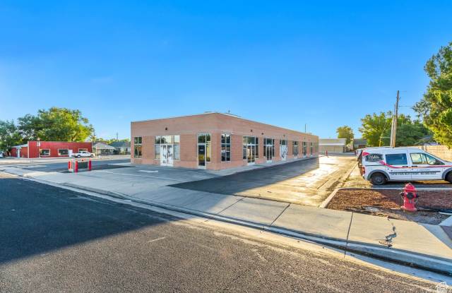 8535 W MAGNA MAIN photos photos