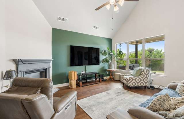 127 Hillcrest Way Gallery 4