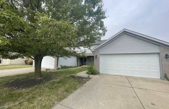 Large 3 bedroom/2.5 bathroom Duplex - 508 Fairington Avenue, Lafayette, IN 47905
