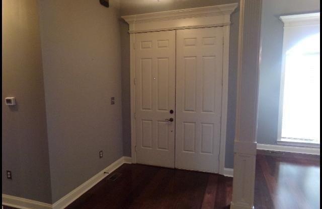 3153 Stonewall Drive Gallery 3