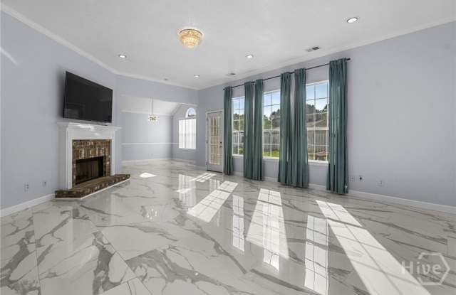 124 Hopeland Drive Gallery 3