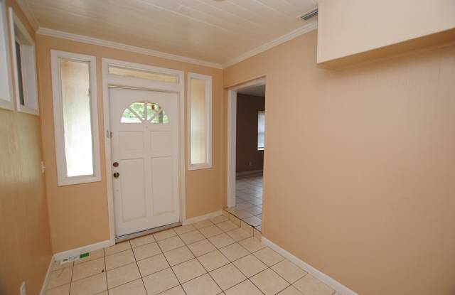 5436 River Forest Dr Gallery 2