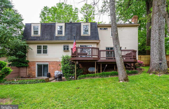 7217 GREENTREE ROAD Gallery 4