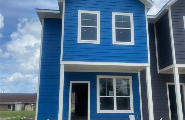 800 North Parker Avenue photos photos