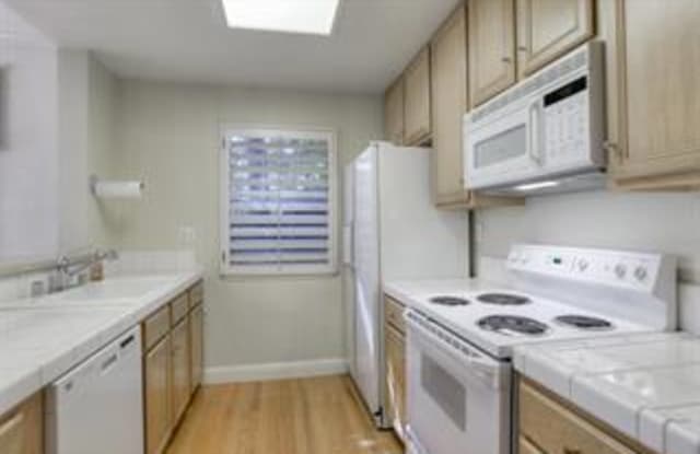 110 North 2nd Avenue - 110 North 2nd Avenue, Chula Vista, CA 91910