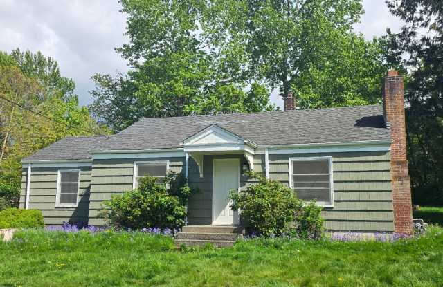 3 Bedroom, 1 Bath Single Family Home! photos photos