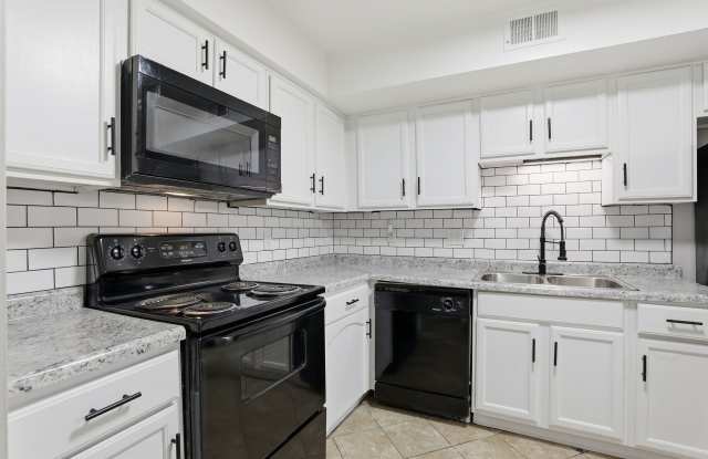 The Lenox Apartment Homes Gallery 3