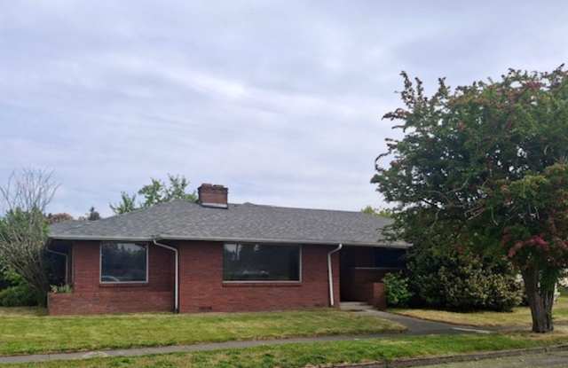 STATUS: AVAILABLE- | R274B | $2295 photos photos