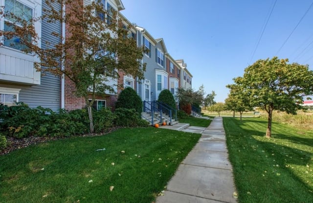 1346 Savanna Drive - 1346 Savana Drive, Shakopee, MN 55379