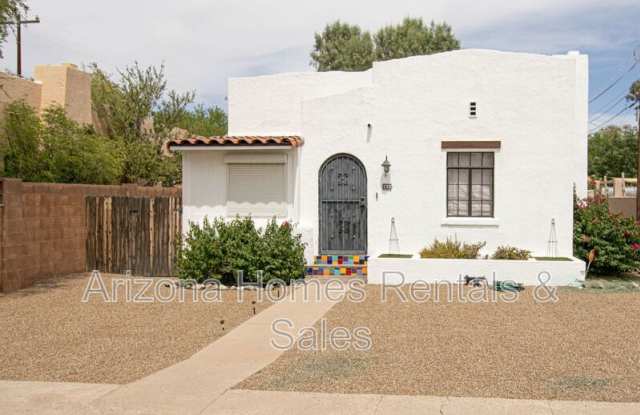 122 N Martin Ave photos photos