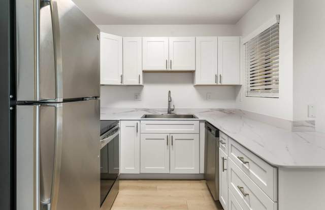 The Colony Apartments Gallery 4