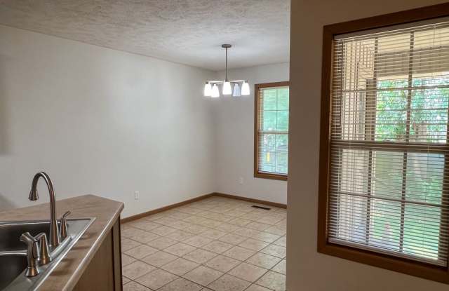 3 Bedroom 2 Bathroom 2 CAR GARAGE Gallery 3
