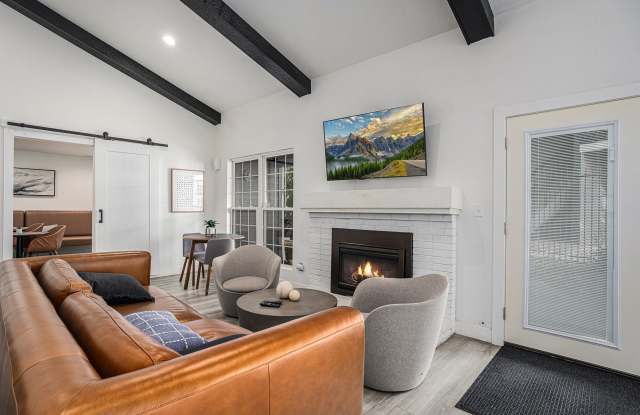 Oakdale Springs Apartments Gallery 4