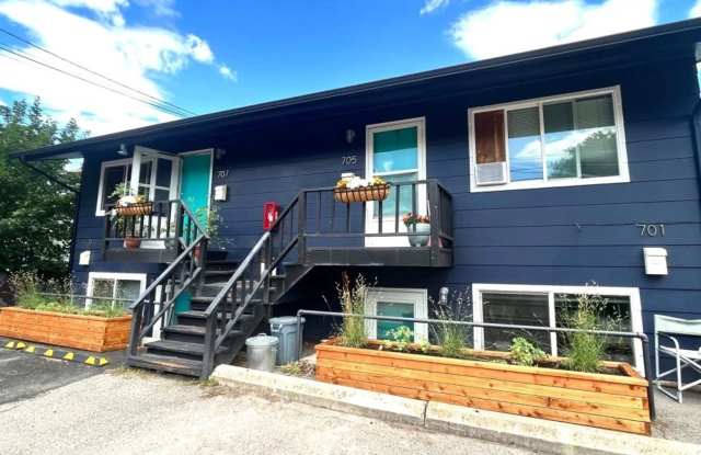 Recently Renovated 1 Bedroom in Awesome University Location! - 707 Ronald Avenue, Missoula, MT 59801