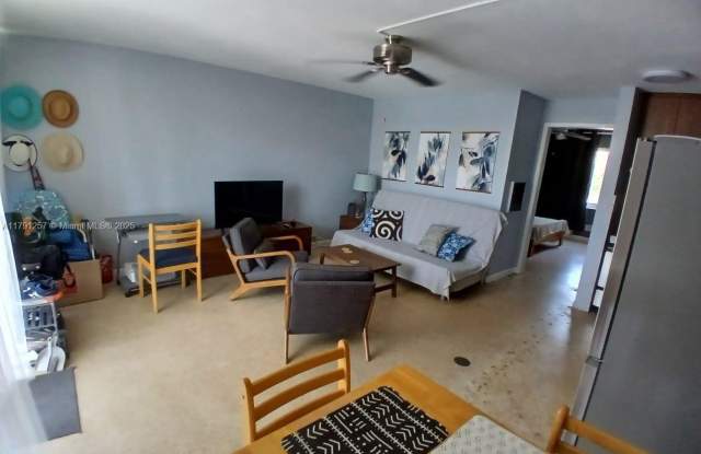 901 N Birch Rd - 901 North Birch Road, Fort Lauderdale, FL 33304