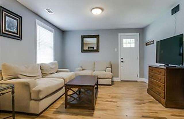 2709 Townsend Drive Gallery 4