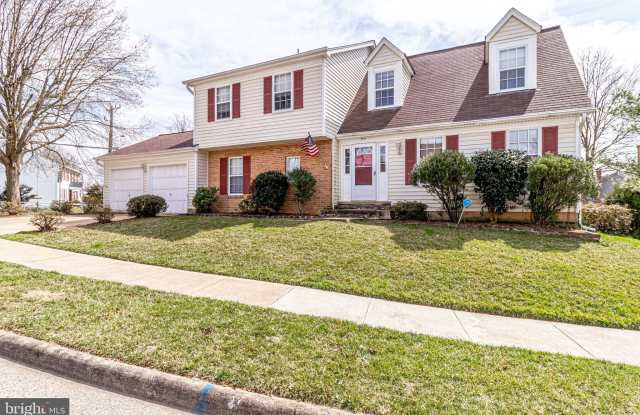 9921 COURTHOUSE WOODS COURT - 9921 Courthouse Woods Court, Oakton, VA 22181