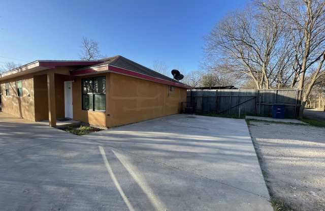 1721 Quintana Road - 202 Gallery 3
