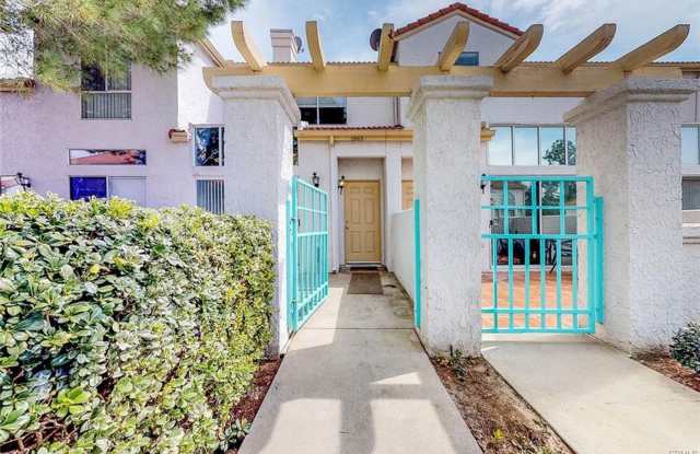 Heart of Temecula! 3 BR/ 2 story Townhome in Gated "Rancho Del Mar" - 29513 Cara Way, Temecula, CA 92591