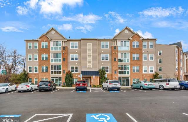 8390 ICE CRYSTAL Drive unit: B - 8390 Ice Crystal Drive, Scaggsville, MD 20723