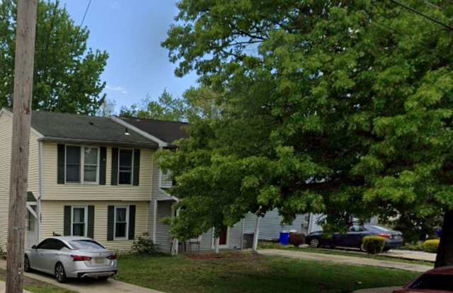 Charming 3-Bedroom, 1.5-Bath Home for Rent in Woodbury, NJ photos photos