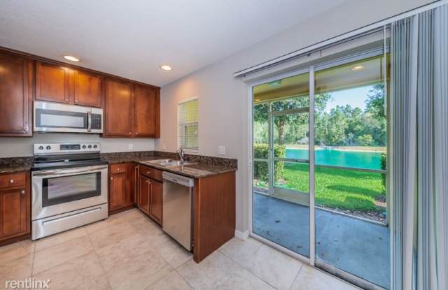 9536 Charlesberg Dr - 9536 Charlesberg Drive, Town 'n' Country, FL 33635