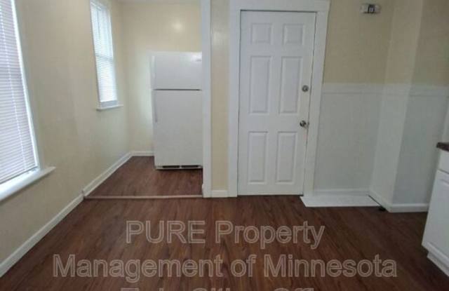 415 Jessamine Ave E Upper photos photos