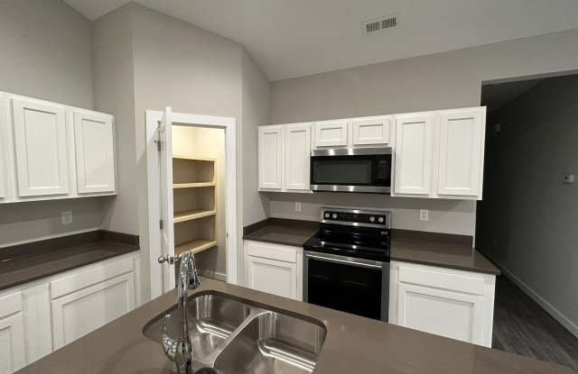 13522 Haskell Court Gallery 3