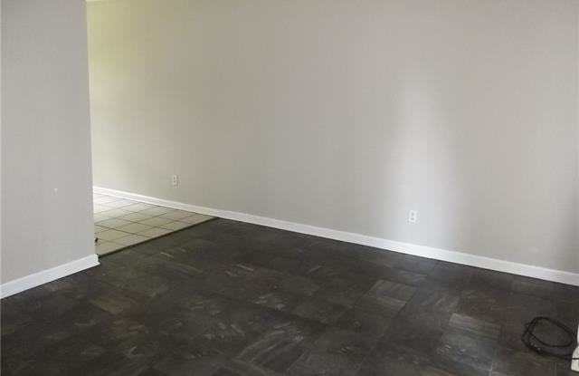 1105 Belmont Avenue Gallery 2