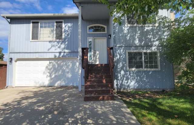 Beautiful South Hill 3 bed 2 bath home Gallery 3