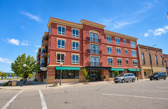 Gorgeous Lake City condo with Lake Pepin views! Gallery 1