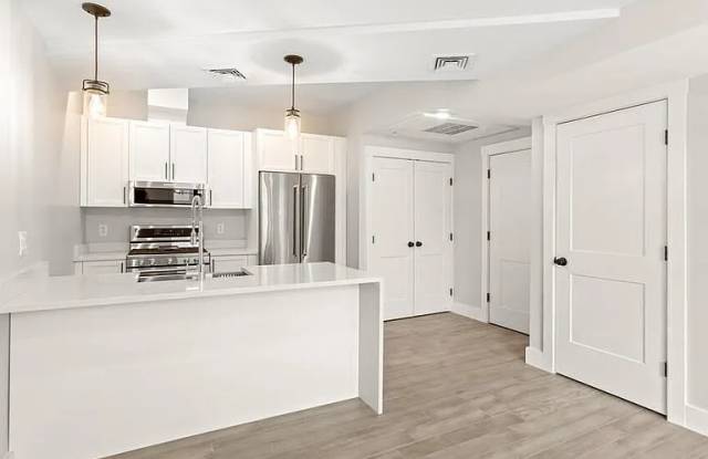 305 Webster Ave Unit 97 photos photos