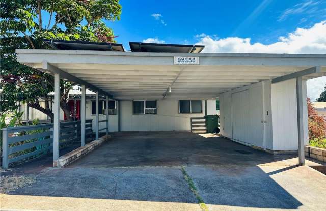 Spacious Single level 5 bedrooms, 3 baths w/ PV Panels in Makakilo Available Now! Gallery 1