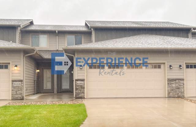 Brand New 3-Bedroom Townhome with Modern Finishes & Lawn/Snow Care Included! Gallery 1