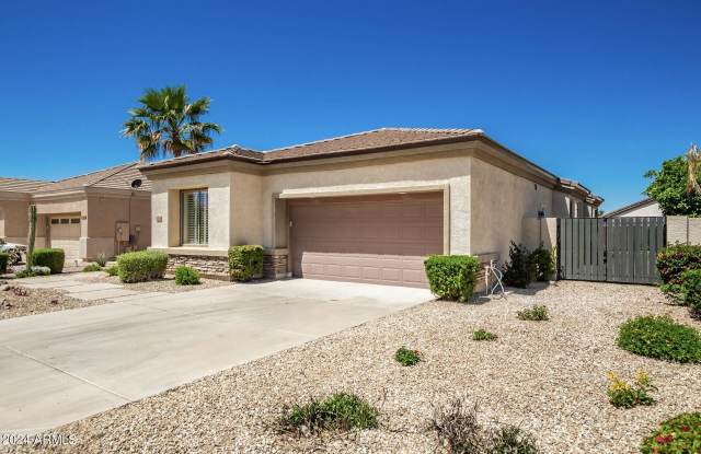 6844 S PINEHURST Drive Gallery 3