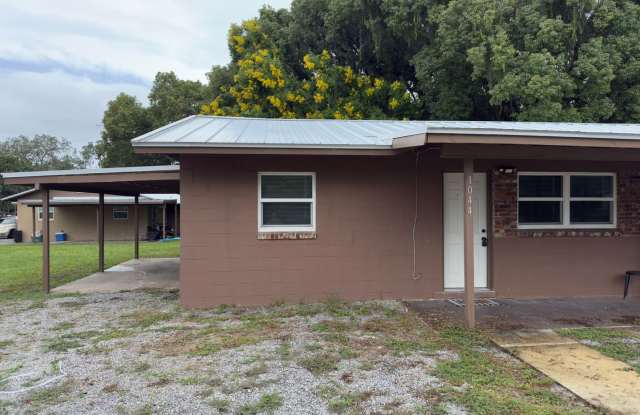 Charming 2 Bedroom, 1 Bath Duplex in the Altamonte Springs Area! Section 8 Accepted! photos photos