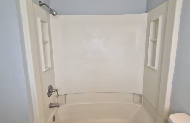 3747 Ireland Drive - NEW Gallery 3