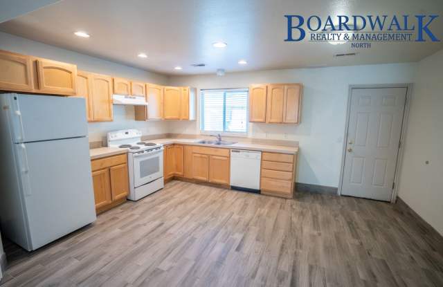 3 Bedroom Townhouse in Ogden - 143 North Pingree Avenue, Ogden, UT 84404