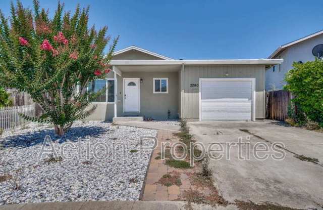 2280 Brentwood Ct - 2280 Brentwood Court, East Palo Alto, CA 94303