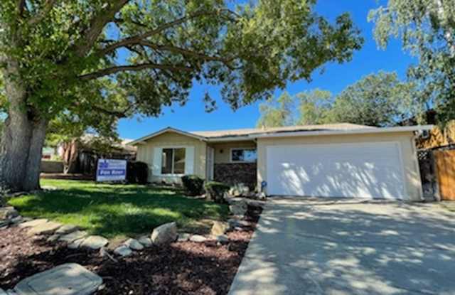Beautiful Single Story Home Close to Schools and Shopping - 1379 El Dorado Drive, Livermore, CA 94550